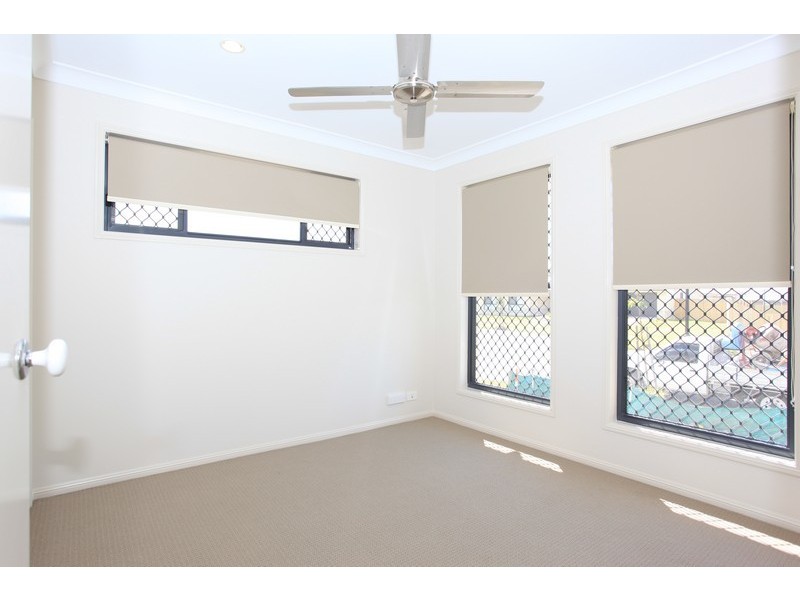 4 Edward Close, North Lakes QLD 4509