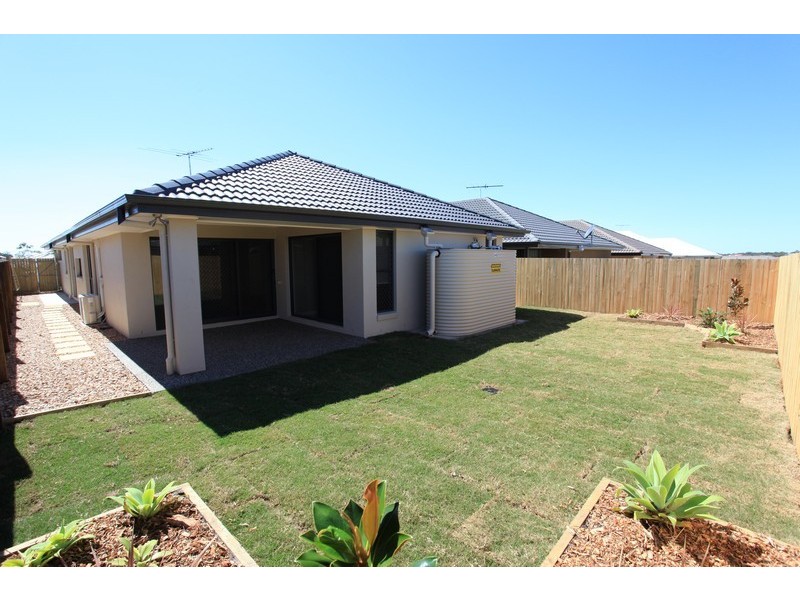 4 Edward Close, North Lakes QLD 4509