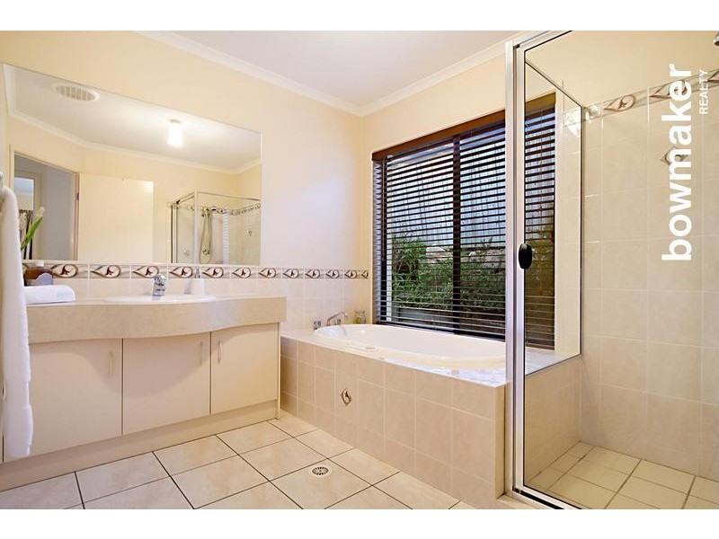 10 Spinebill Court, Mango Hill QLD 4509