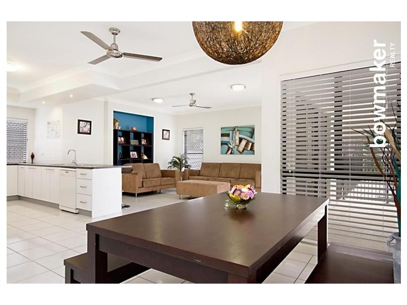 2 Trevino Parade, North Lakes QLD 4509