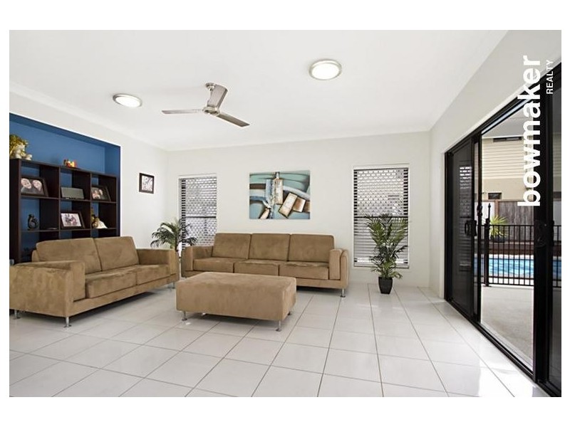 2 Trevino Parade, North Lakes QLD 4509