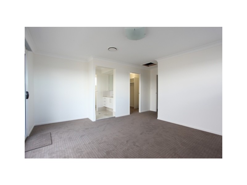 15 Merion Crescent, North Lakes QLD 4509