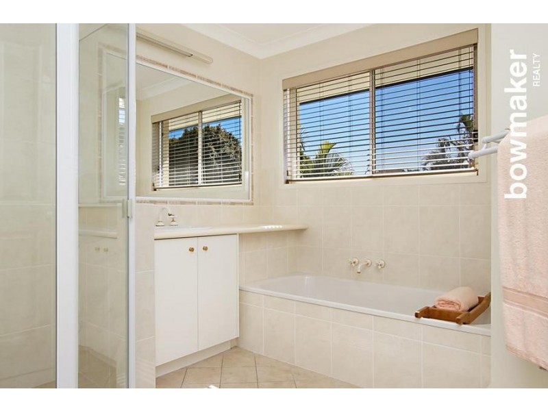 12 Lochside Drive, North Lakes QLD 4509