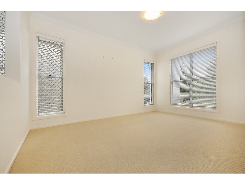 17 Whitebeech Court, North Lakes QLD 4509