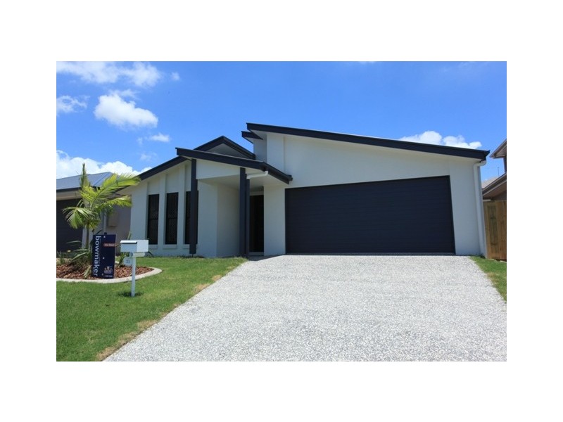 25 Dunes Crescent, North Lakes QLD 4509