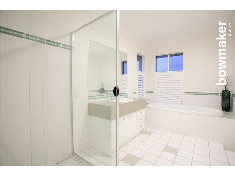 10 Albatross Close, North Lakes QLD 4509