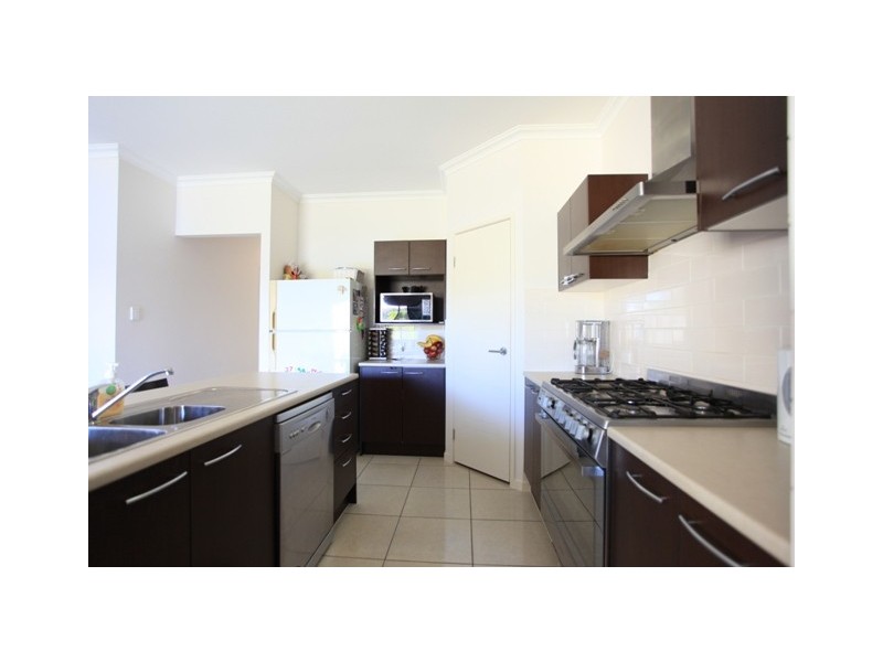 35 Kangaroo Street, North Lakes QLD 4509