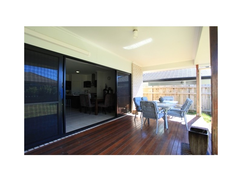 35 Kangaroo Street, North Lakes QLD 4509