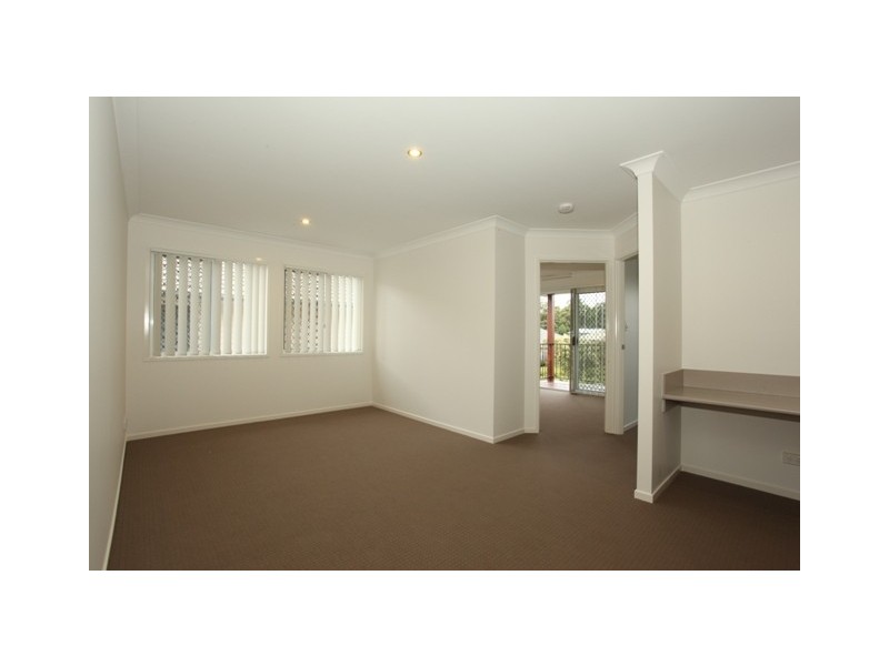 4 Kowari Crescent, North Lakes QLD 4509