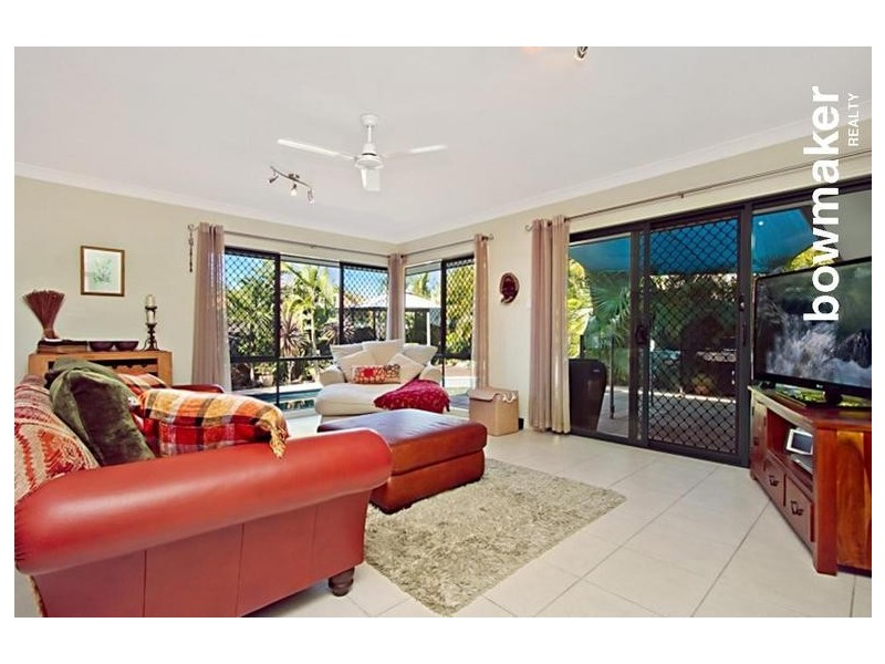 6 Manor Close, Murrumba Downs QLD 4503