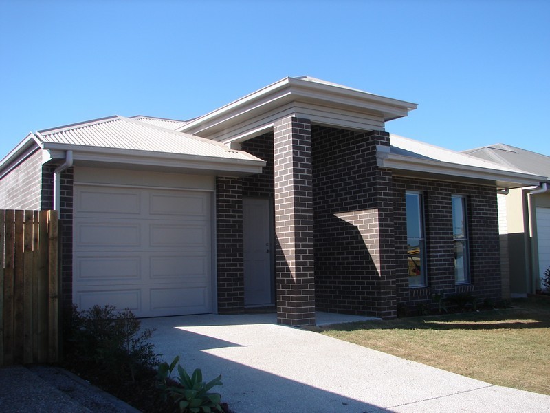 14 Menara Circuit, North Lakes QLD 4509