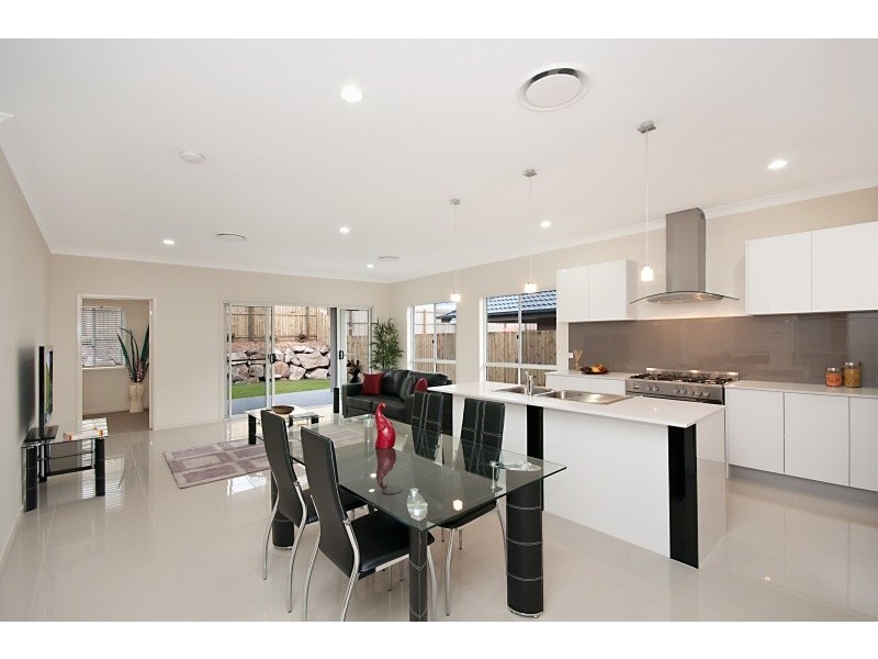 67 Daintree Circuit, North Lakes QLD 4509