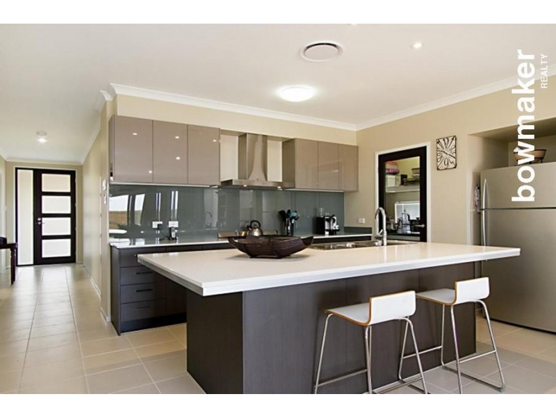 22 Troon Street, North Lakes QLD 4509