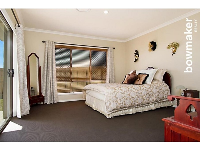 22 Troon Street, North Lakes QLD 4509
