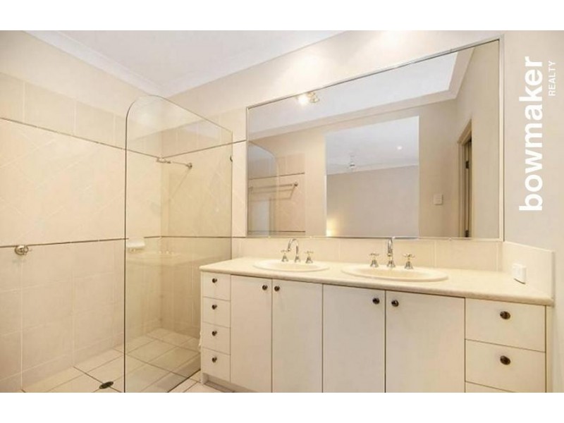 8 Morwell Crescent, North Lakes QLD 4509