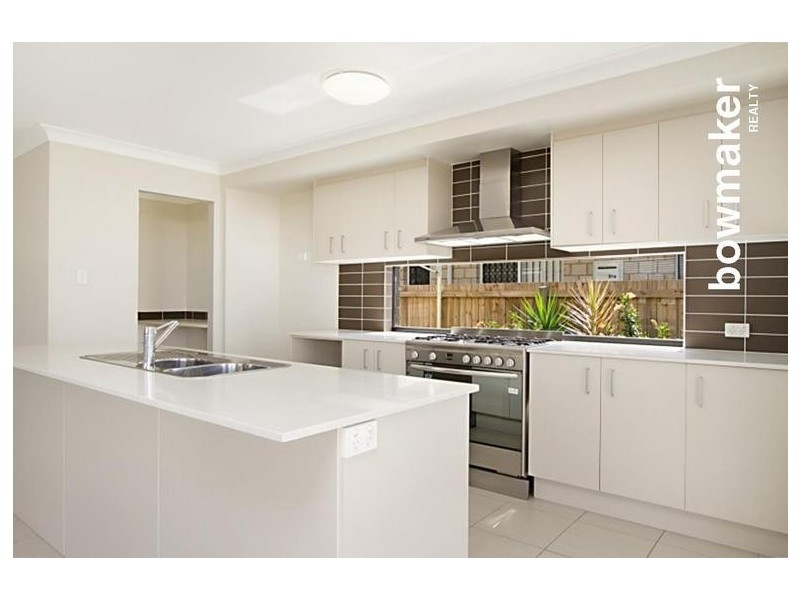 108 Mackintosh Parade, North Lakes QLD 4509