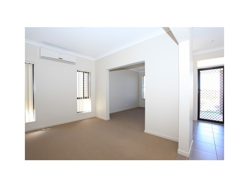 22 Player Street, North Lakes QLD 4509
