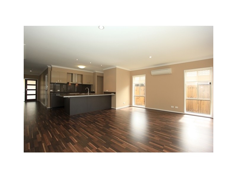 4 Wallis Circuit, North Lakes QLD 4509