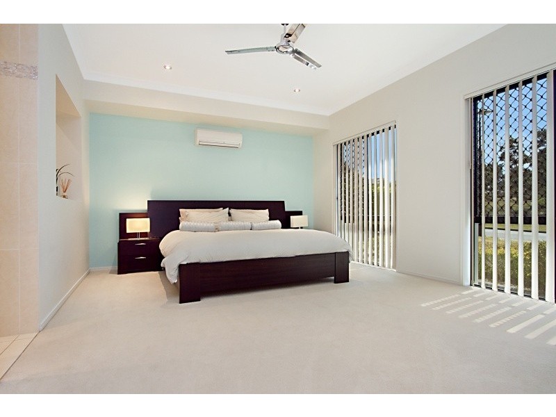 6 Burgan Place, North Lakes QLD 4509