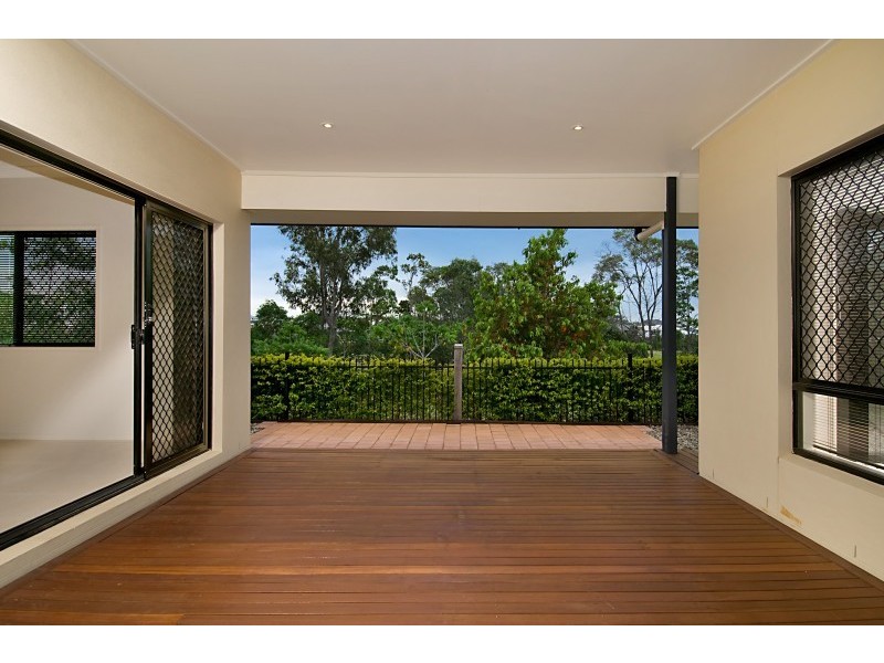 15 Riley Court, North Lakes QLD 4509