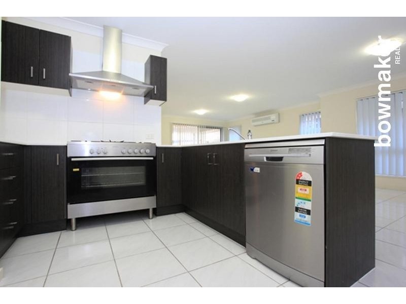 34 Langham Crescent, North Lakes QLD 4509