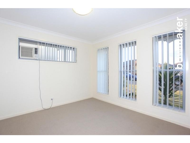 34 Langham Crescent, North Lakes QLD 4509