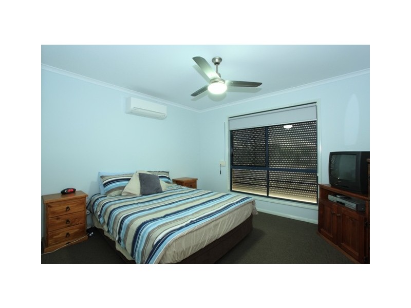 26 Chase Crescent, North Lakes QLD 4509