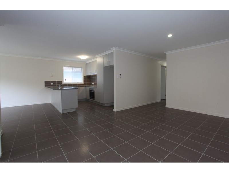 69 Daintree Circuit, North Lakes QLD 4509