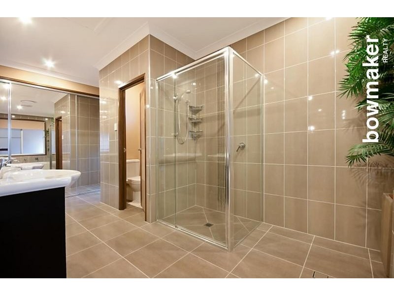 33 Trump Circuit, North Lakes QLD 4509