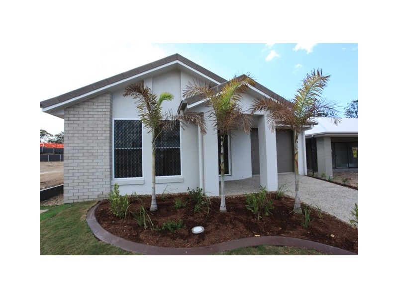 15 Kingfisher Street – ESSENCIA, Dakabin QLD 4503