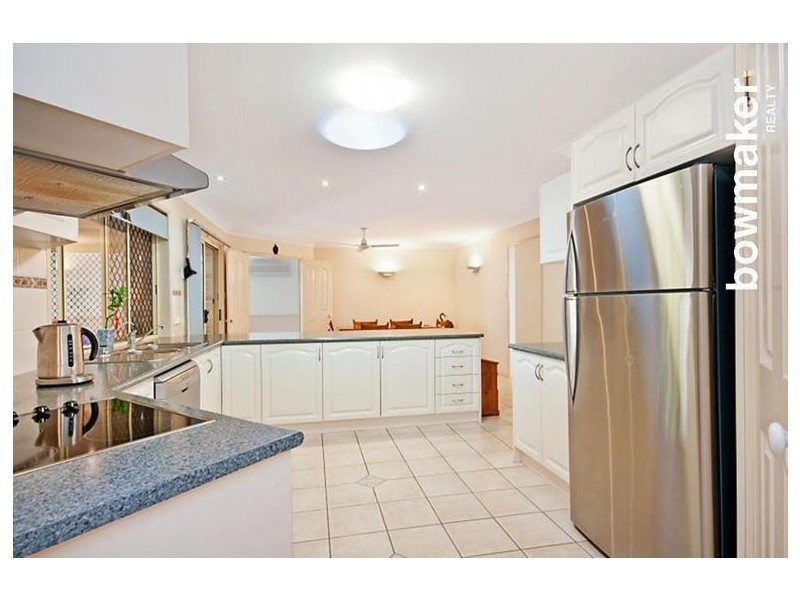 4 Peridot Crescent, North Lakes QLD 4509