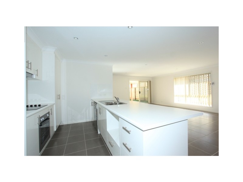 12 Bowerbird Crescent -, Dakabin QLD 4503