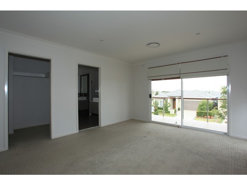 32 Ballesteros Street, North Lakes QLD 4509