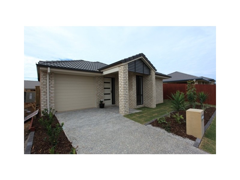 6 Magnetic Terrace, North Lakes QLD 4509