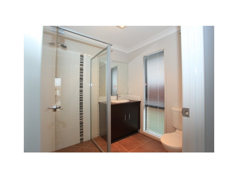 6 Magnetic Terrace, North Lakes QLD 4509