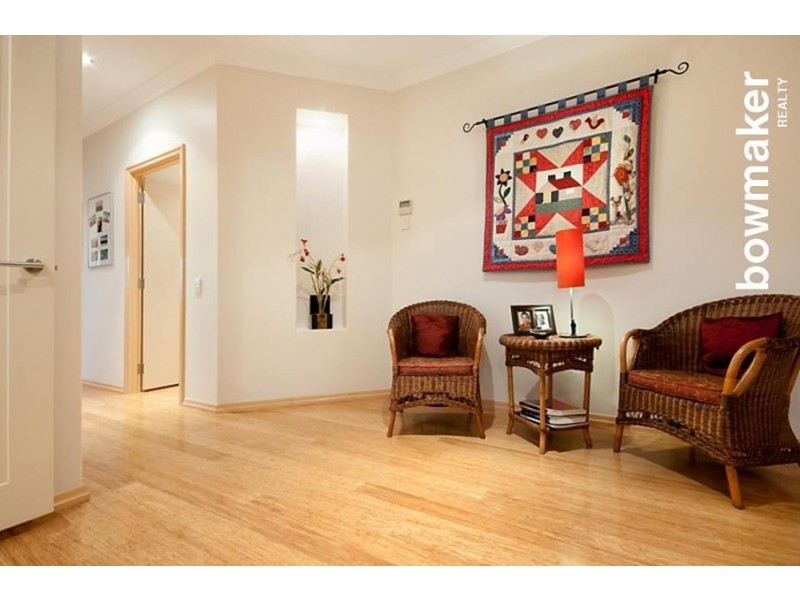 16 Senior Close, North Lakes QLD 4509