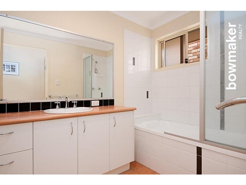 6 Kalbarri Court, North Lakes QLD 4509