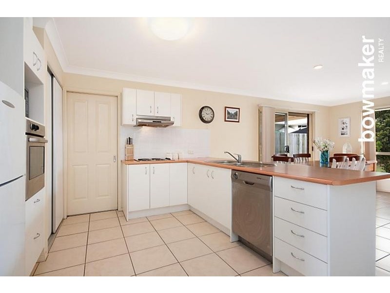 6 Kalbarri Court, North Lakes QLD 4509