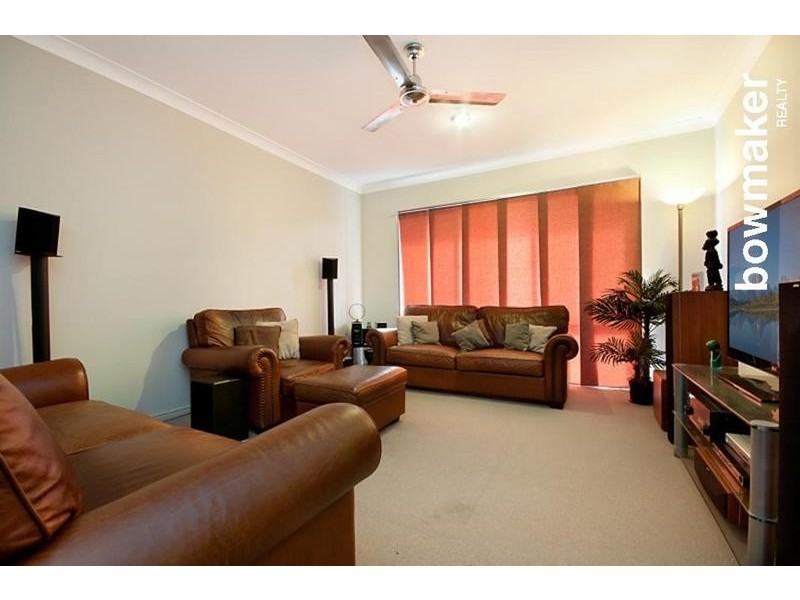 42 Grebe Circuit, North Lakes QLD 4509