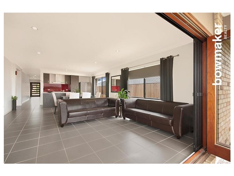 5 Suntrust Street, North Lakes QLD 4509