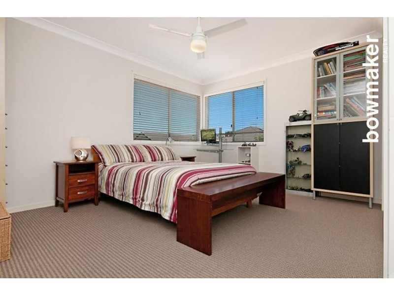 18 Whitecedar Circuit, North Lakes QLD 4509