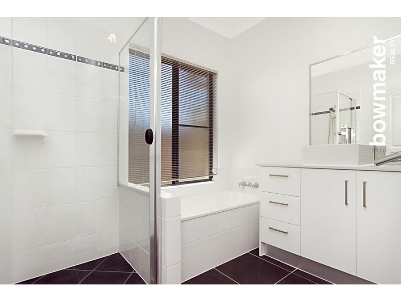 4 Planigale Crescent, North Lakes QLD 4509