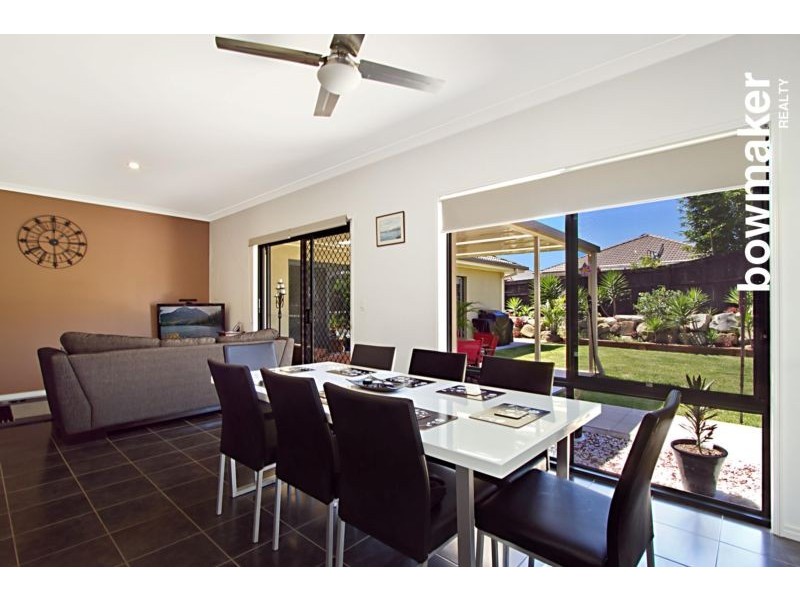 4 Planigale Crescent, North Lakes QLD 4509