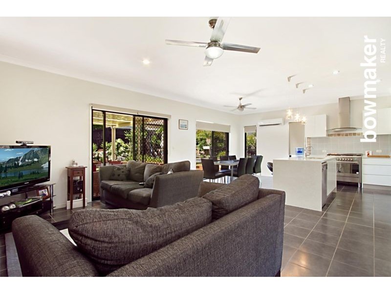 4 Planigale Crescent, North Lakes QLD 4509
