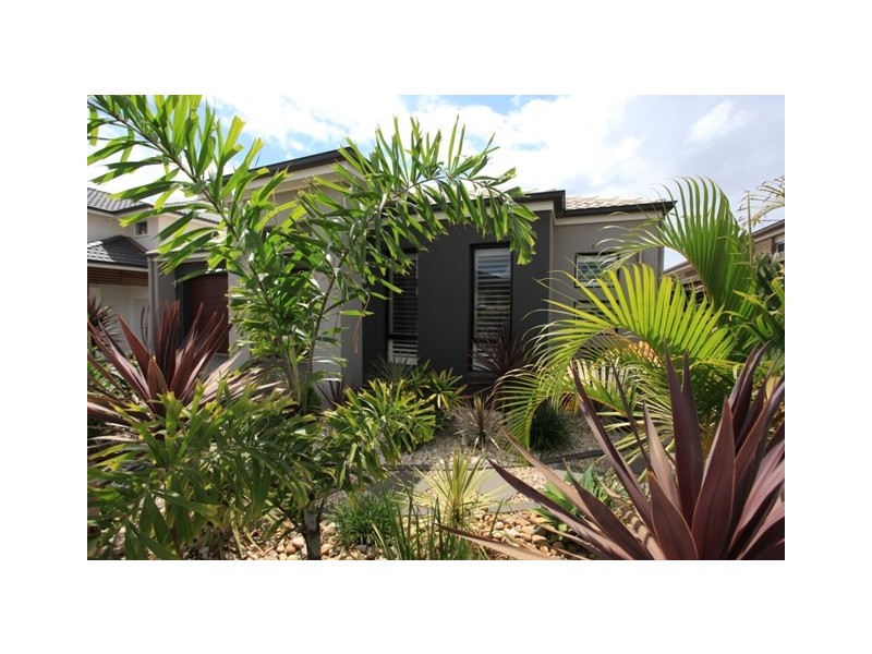 130 Mackintosh Drive, North Lakes QLD 4509