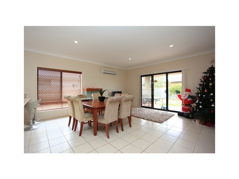 5 Silkpod Court, North Lakes QLD 4509