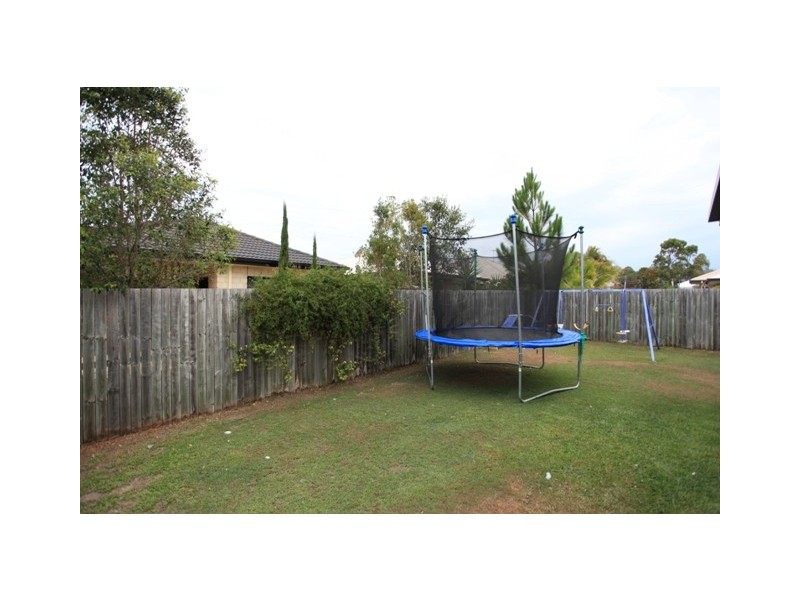 5 Silkpod Court, North Lakes QLD 4509