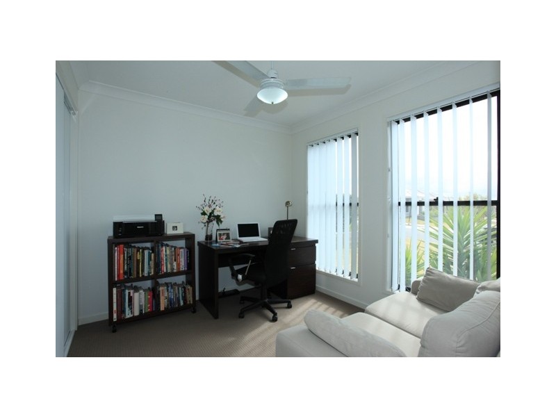 9 Sorrento Street, North Lakes QLD 4509