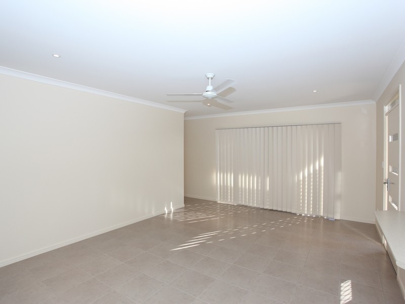 7 First Street, North Lakes QLD 4509