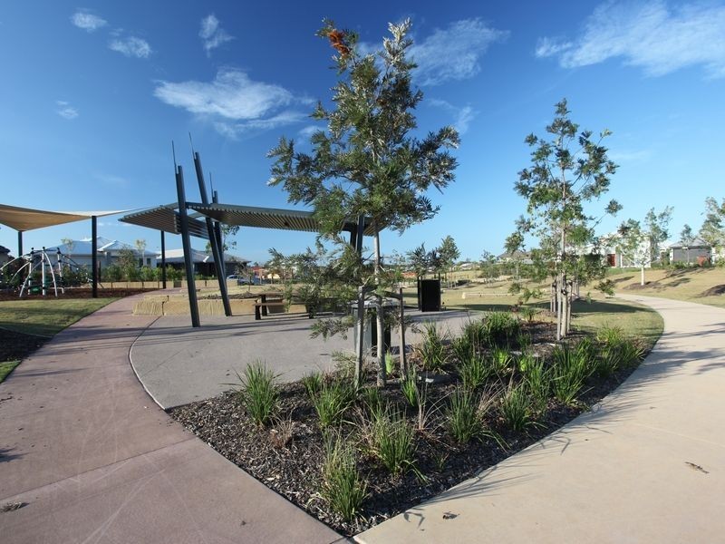 7 First Street, North Lakes QLD 4509